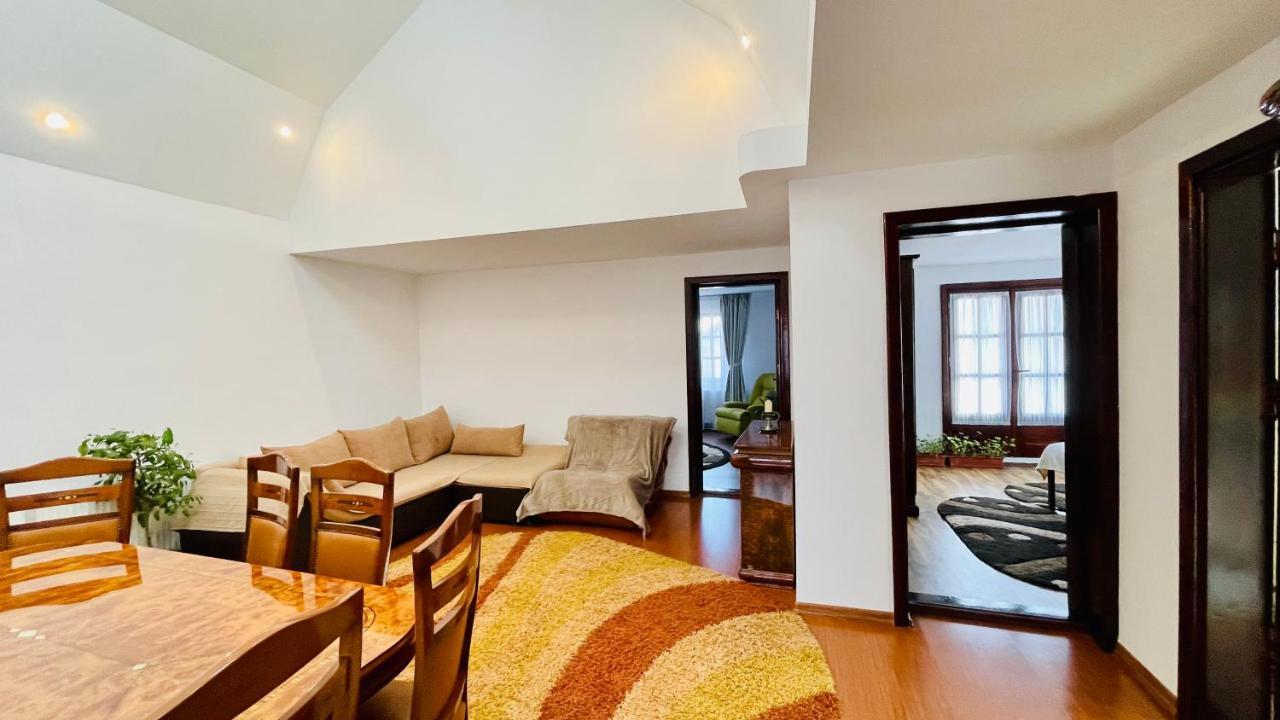 Leto House Apartment Târgu Jiu Екстериор снимка
