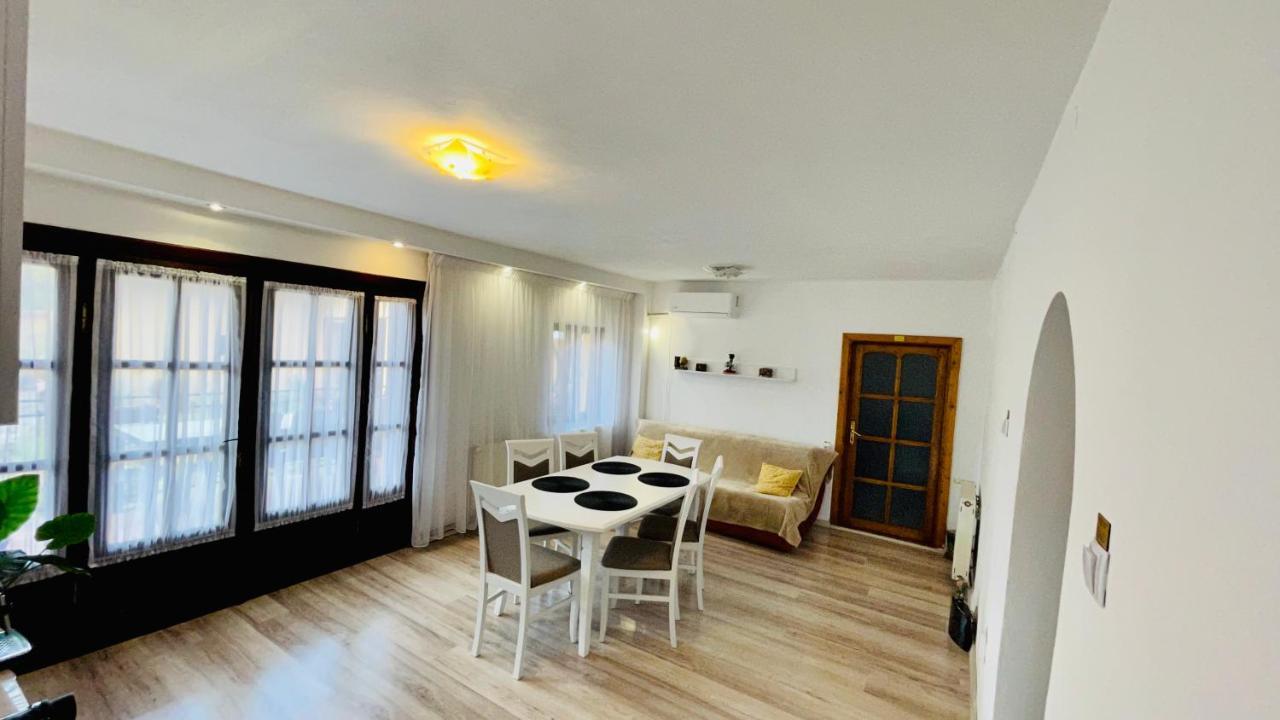 Leto House Apartment Târgu Jiu Екстериор снимка