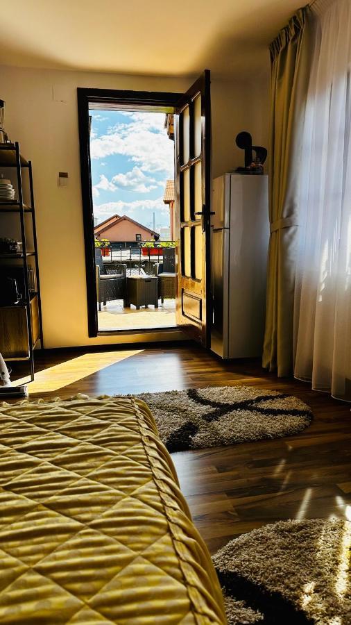 Leto House Apartment Târgu Jiu Екстериор снимка
